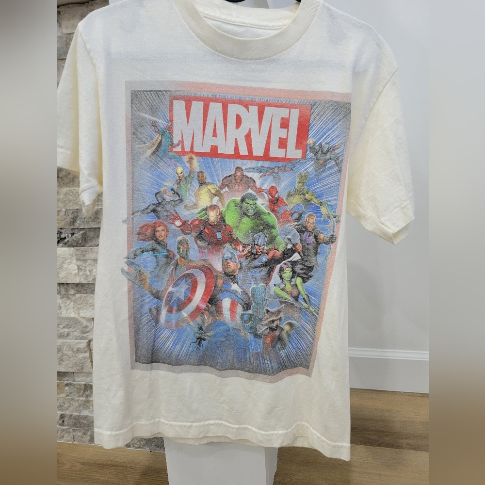 Marvel Graphic T-Shirt in Cream